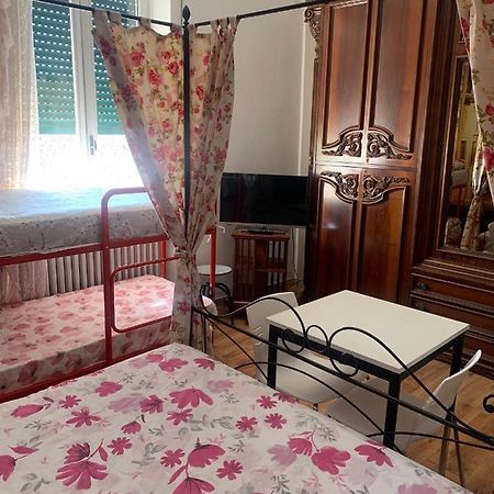 B&B Rialto เวโรนา ภายนอก รูปภาพ