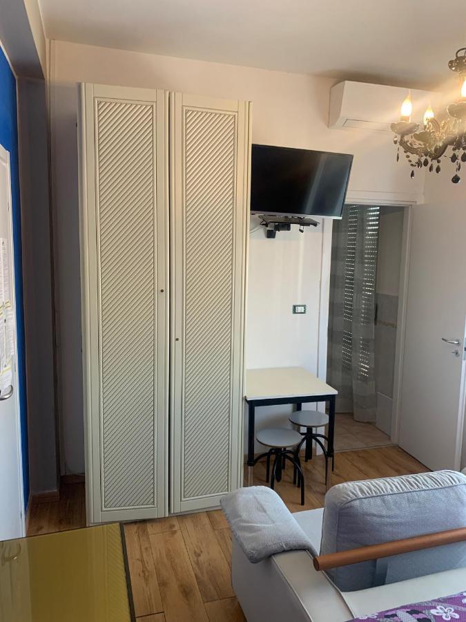 B&B Rialto เวโรนา ภายนอก รูปภาพ